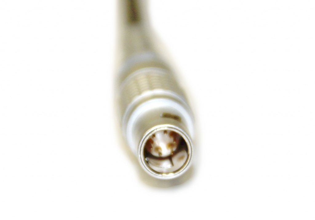 6 pin.jpg