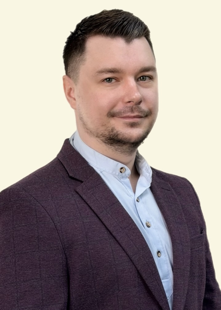 Сотрудник компании Skaniks